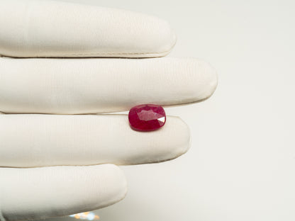 NATURAL RUBY-5.67CARAT