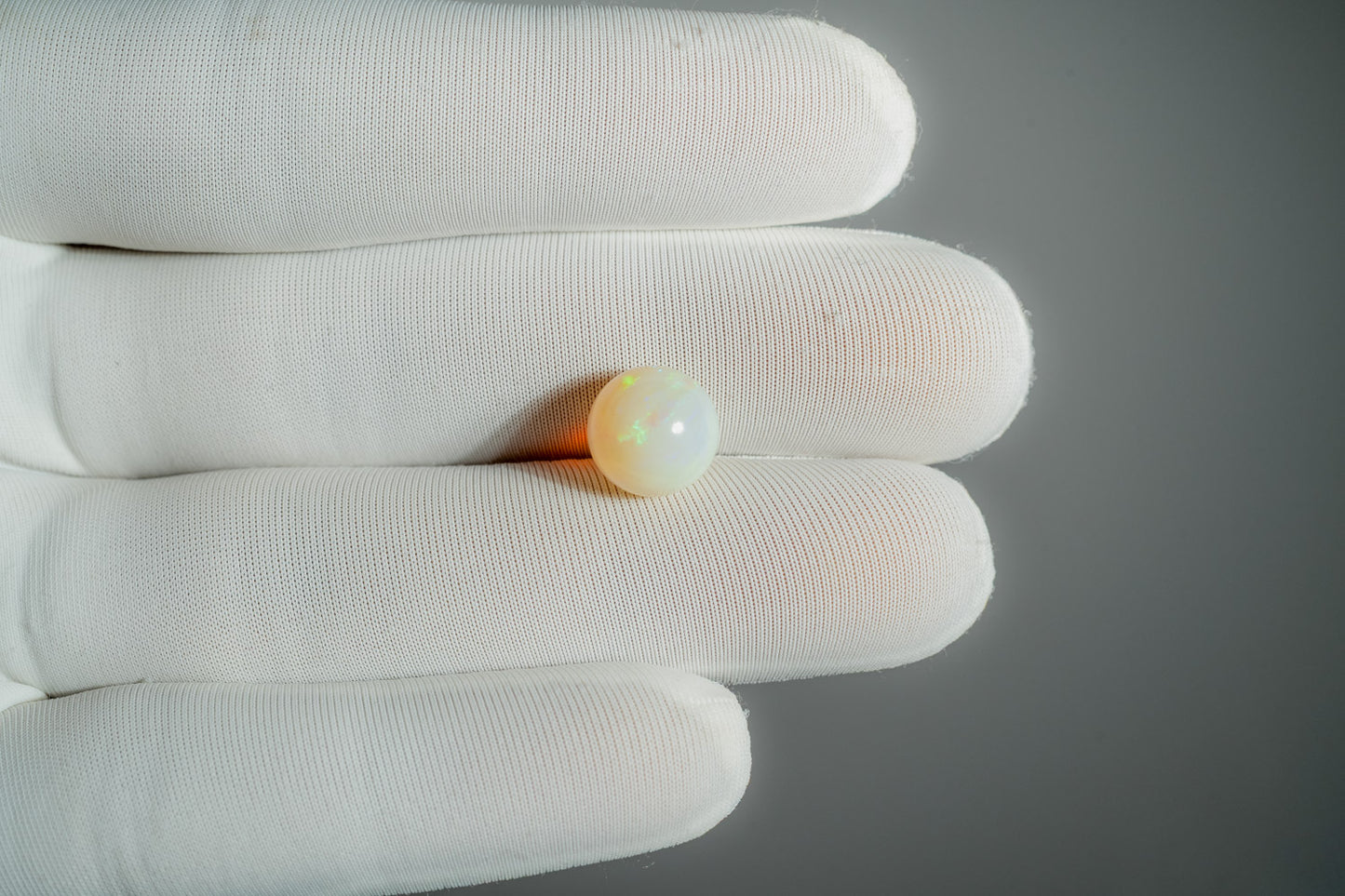 NATURAL OPAL-5.24CARAT