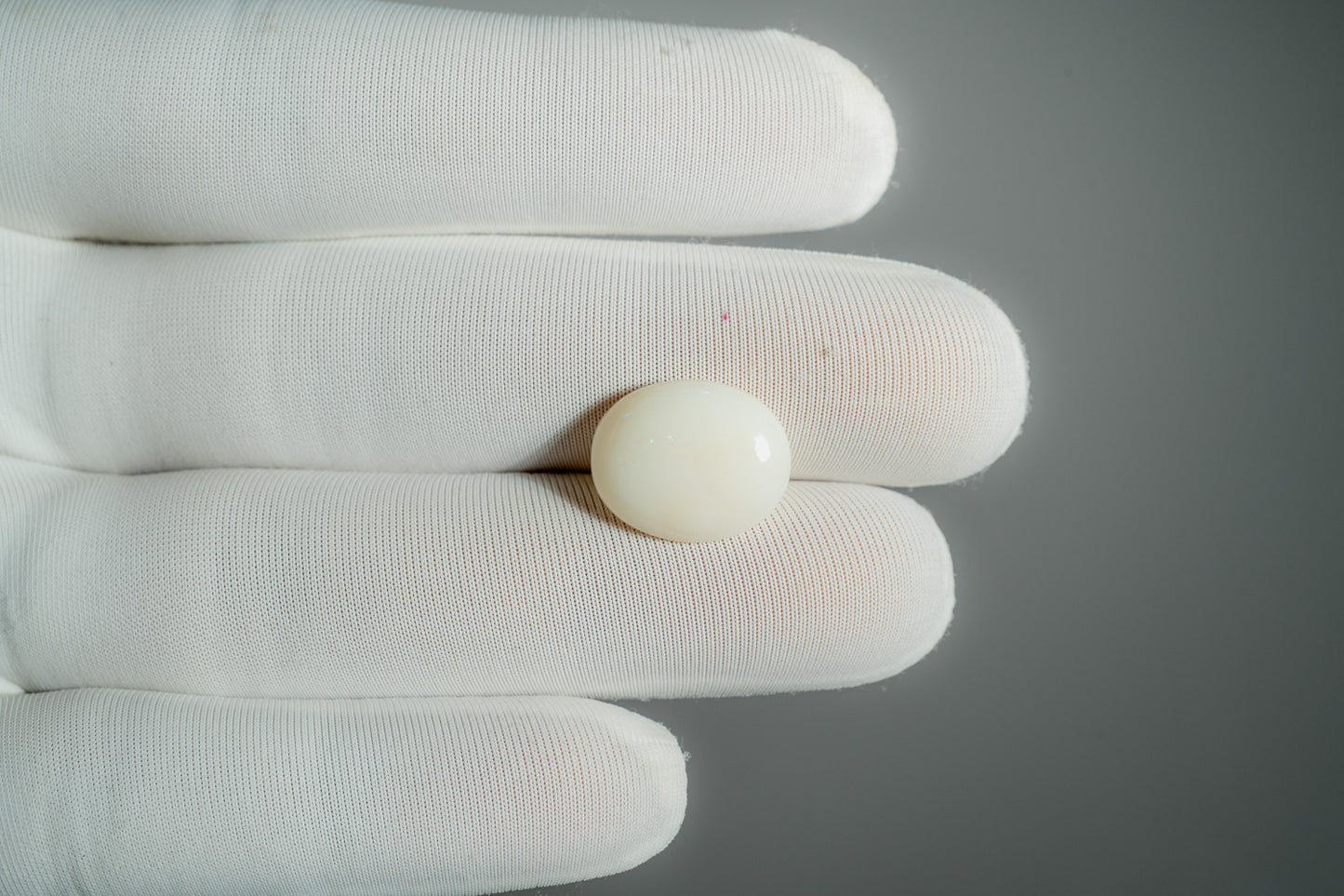 NATURAL OPAL-5.76CARAT