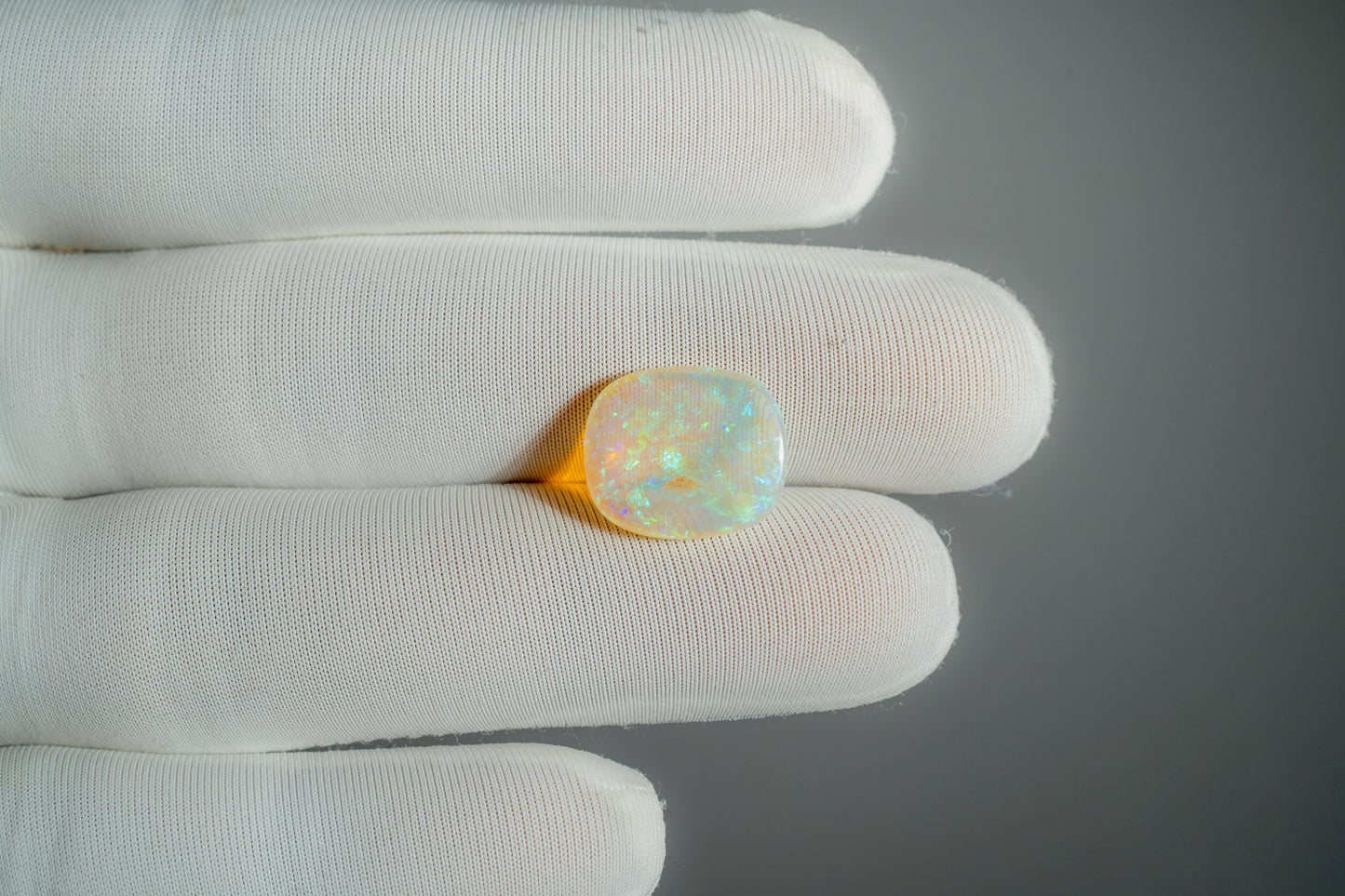 NATURAL OPAL-4.86CARAT