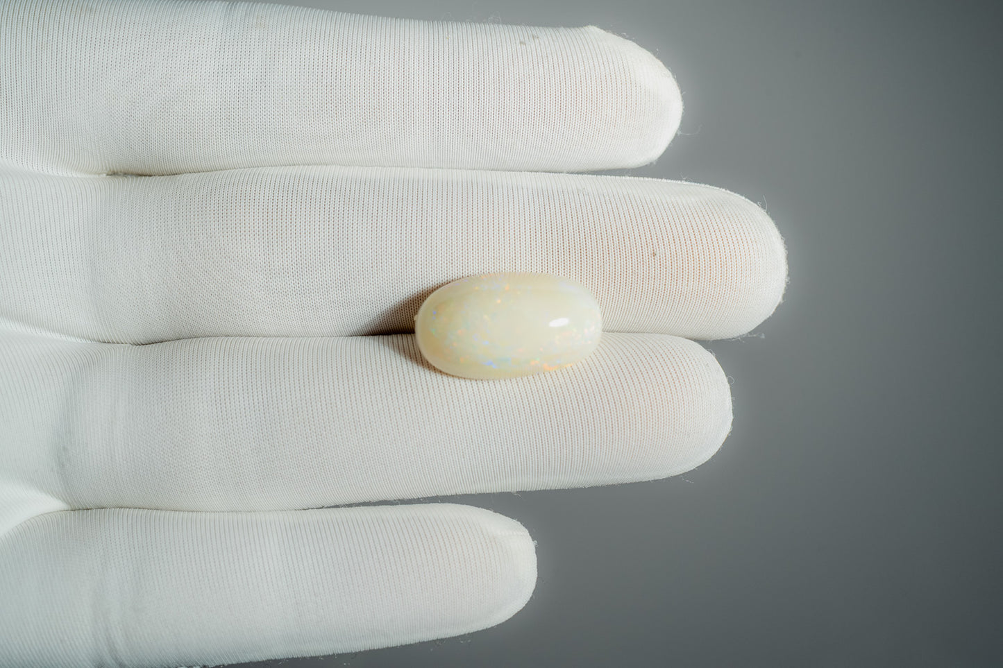 NATURAL OPAL-5.70CARAT