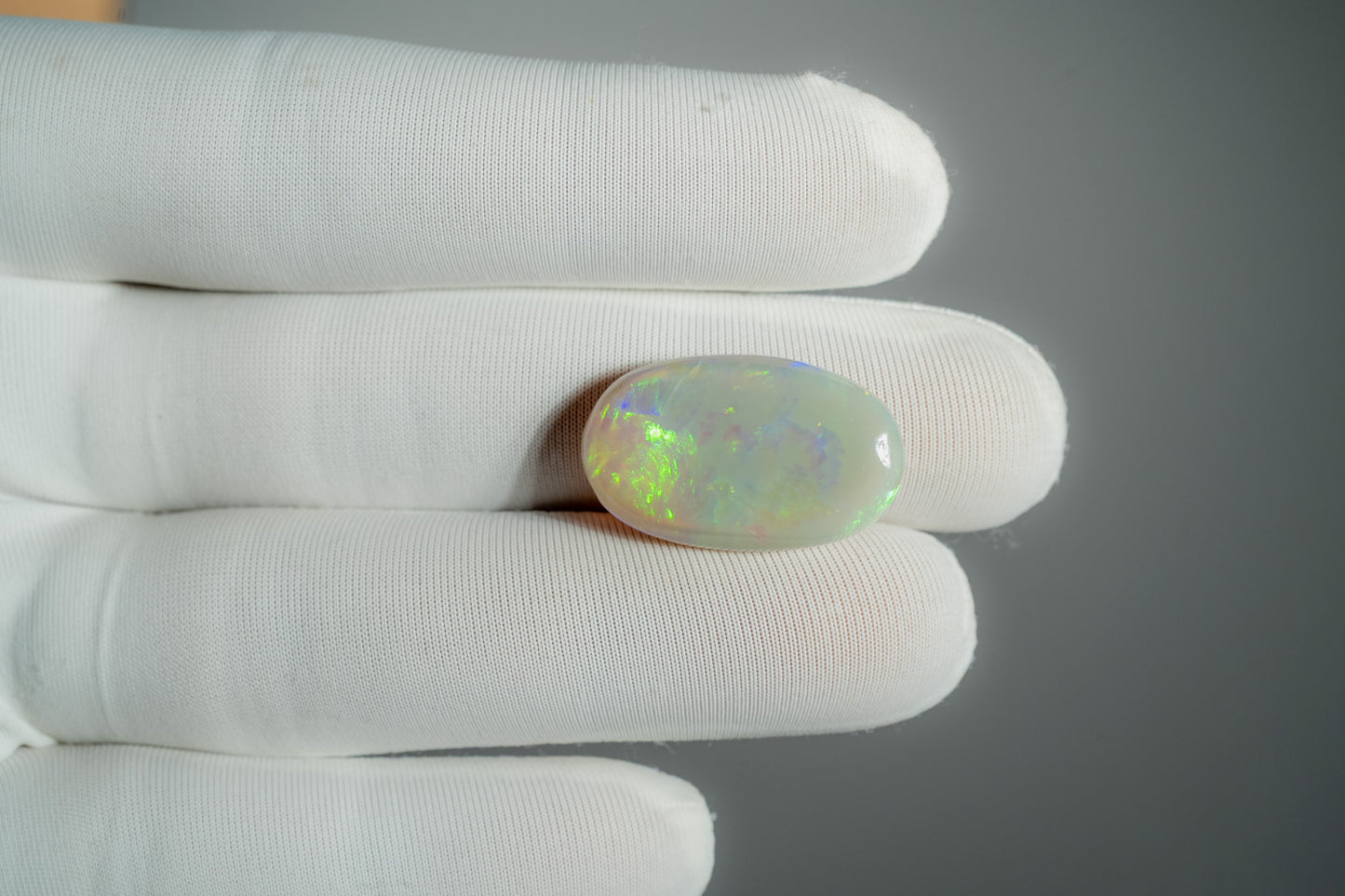 NATURAL OPAL-15.74CARAT