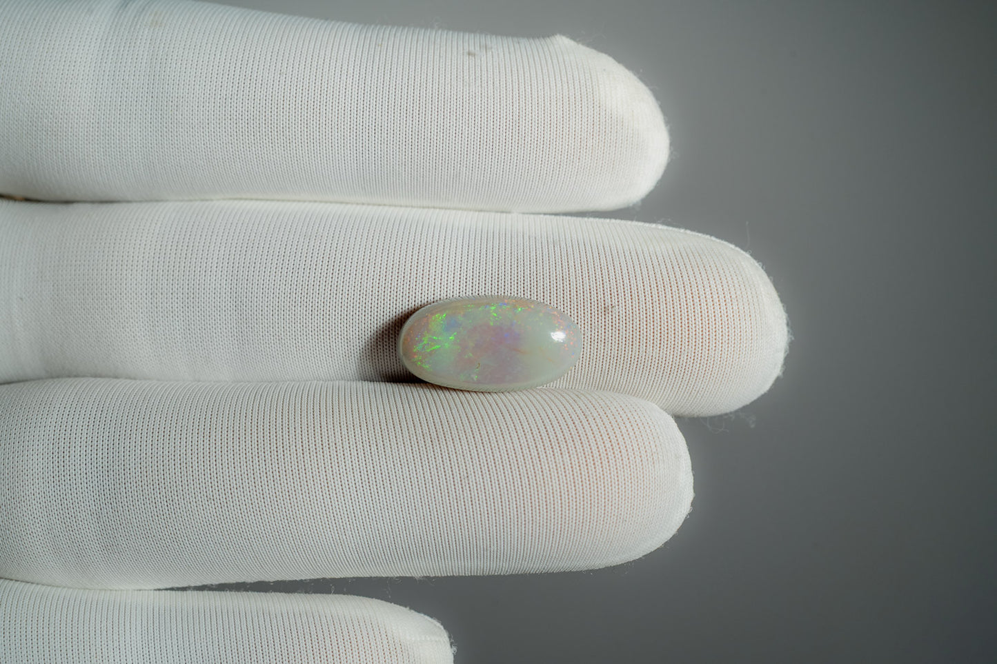 NATURAL OPAL-4.65 CARAT