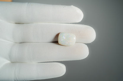 NATURAL OPAL-8.24 CARAT