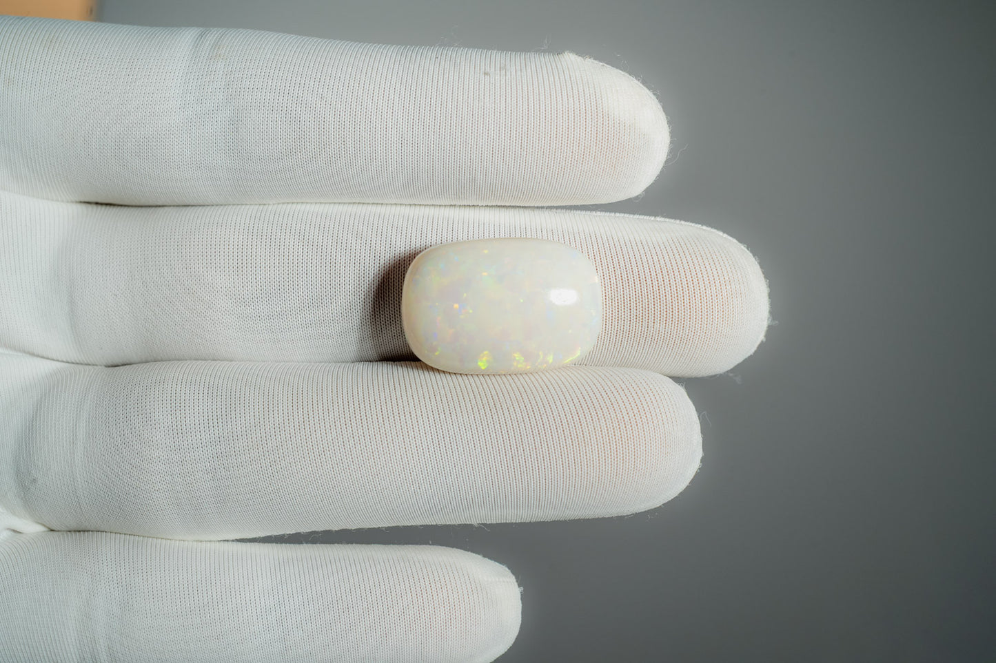NATURAL OPAL-14.61 CARAT