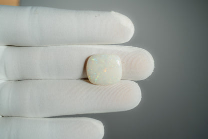 NATURAL OPAL-8.22 CARAT