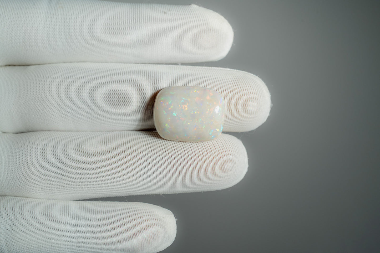 NATURAL OPAL-12.82CARAT
