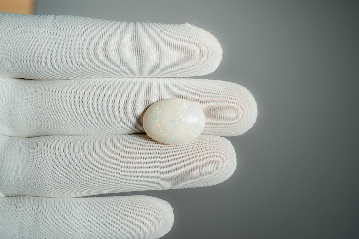 NATURAL OPAL-8.75CARAT