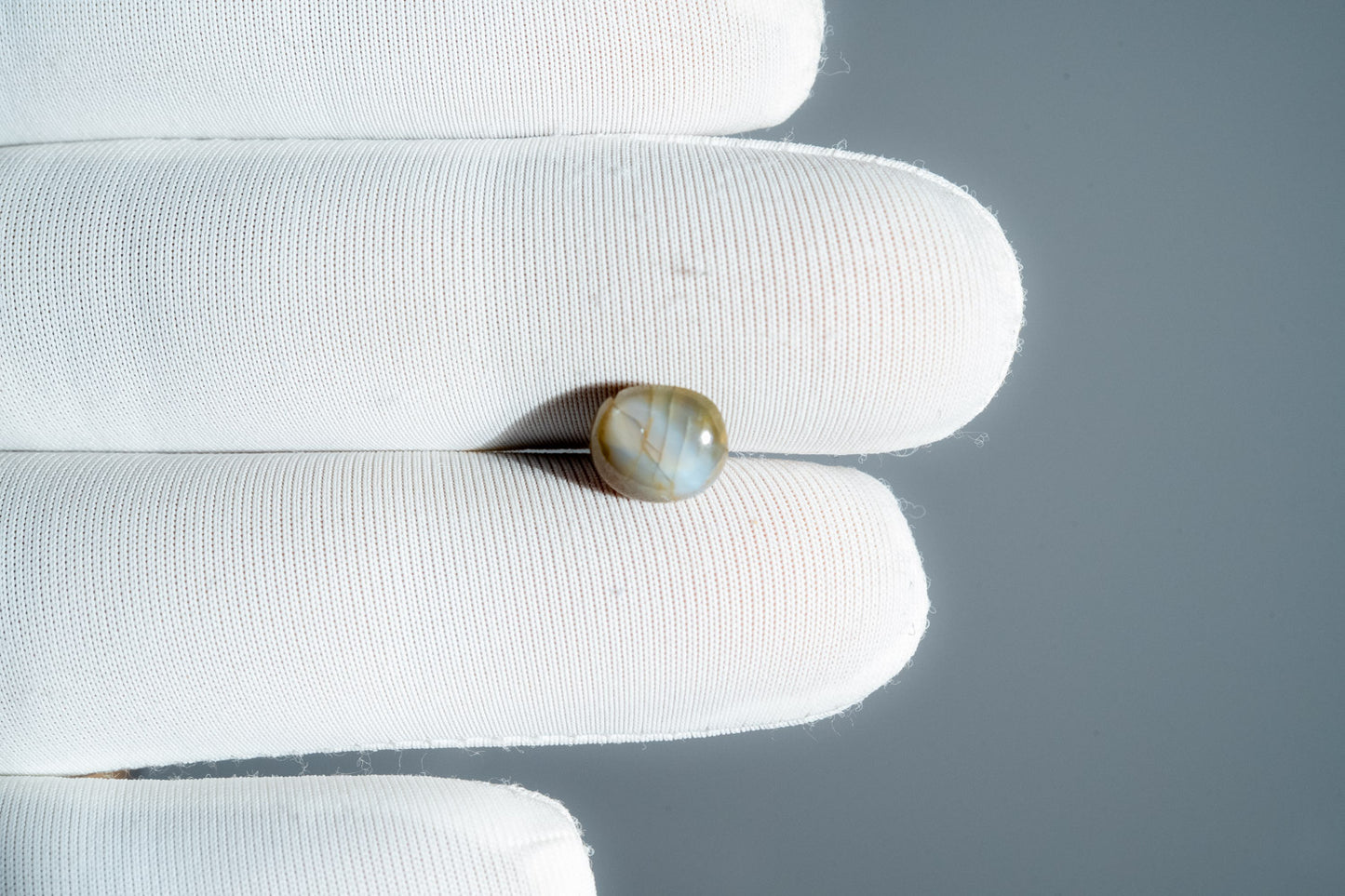NATURAL CATS EYE-2.69CARAT