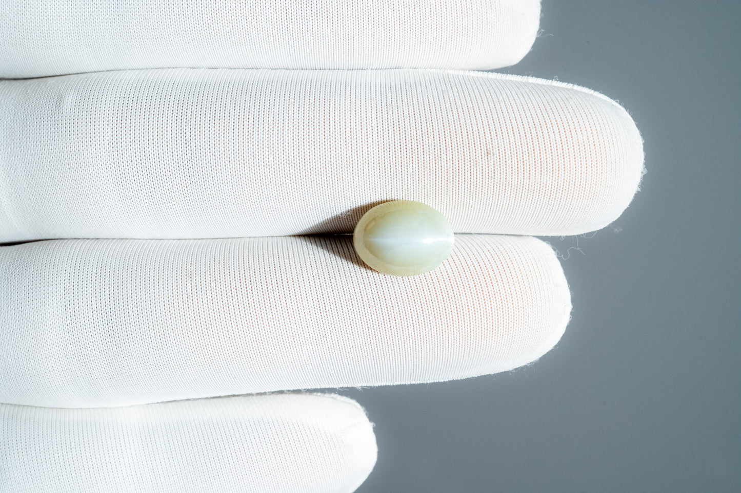 NATURAL CATS EYE-5.53CARAT