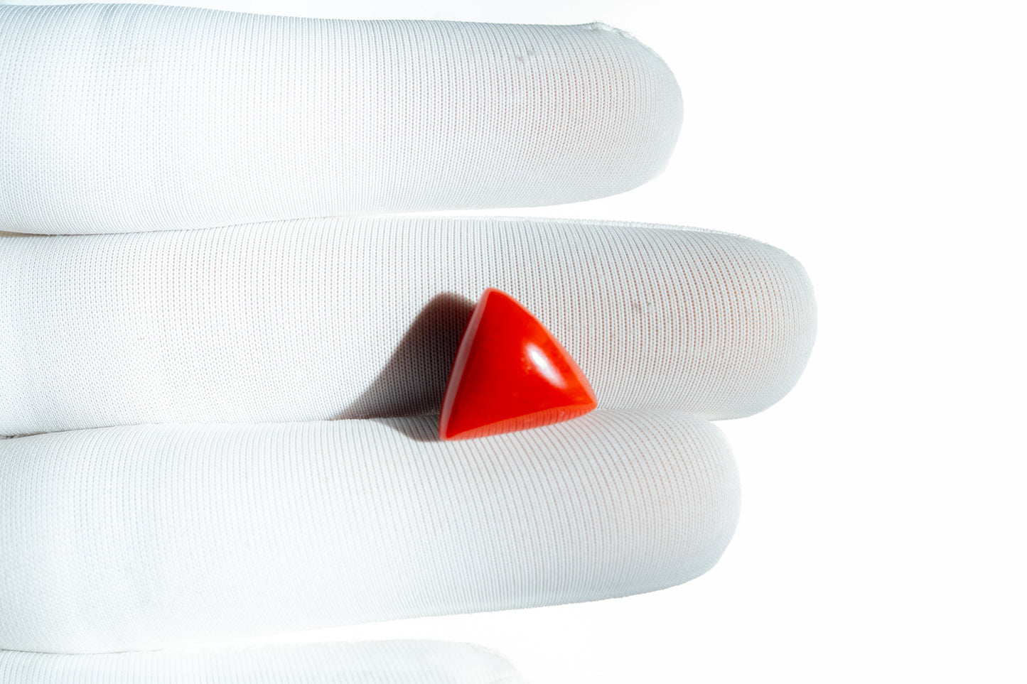 NATURAL CORAL(MOONGA)-8.41CARAT