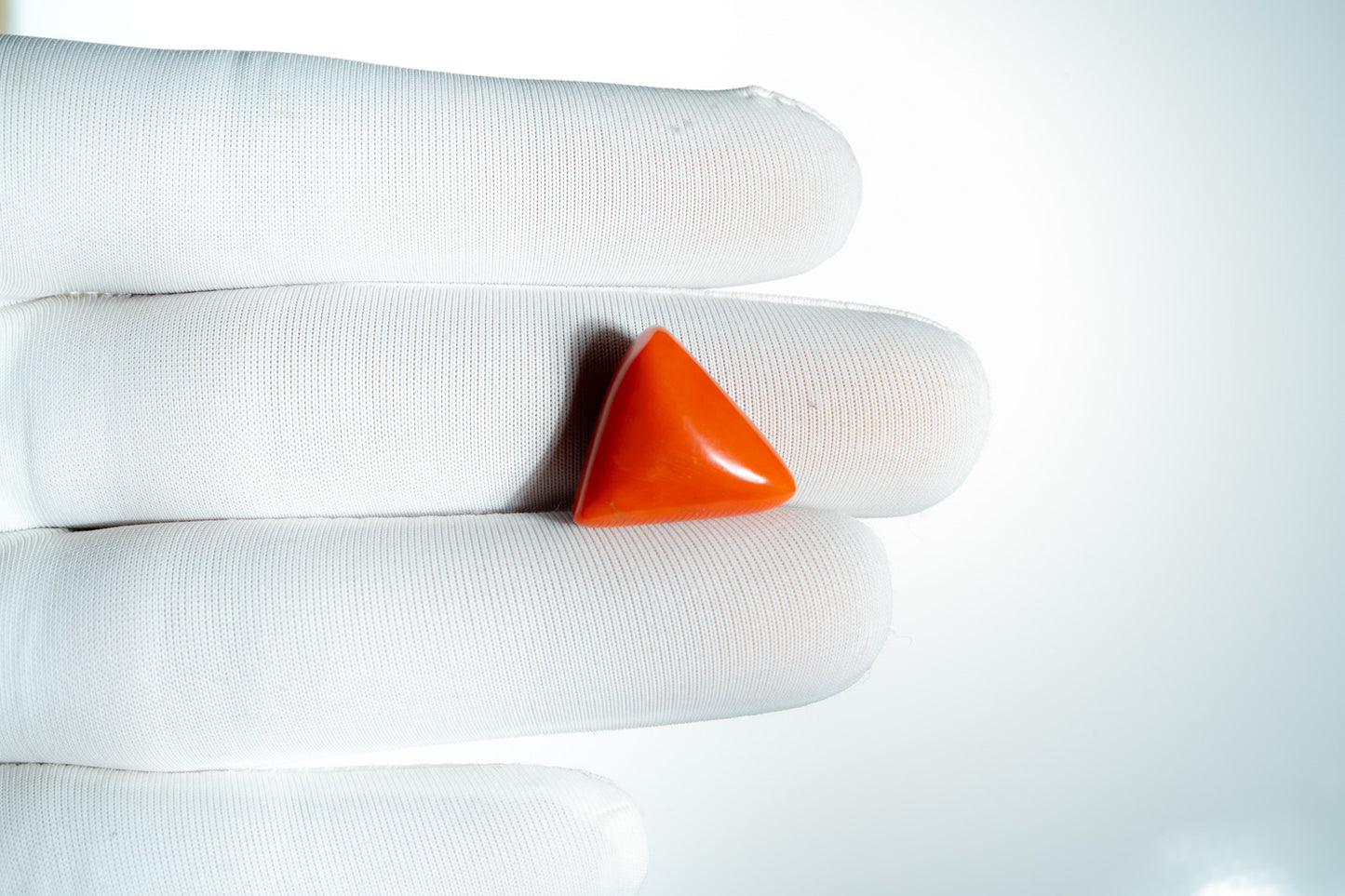 NATURAL CORAL(MOONGA)-13.57CARAT