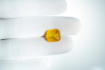 YELLOW SAPPHIRE (THAILAND)-6.80CARAT