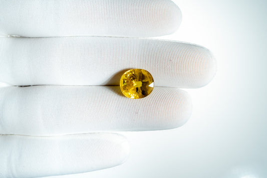 YELLOW SAPPHIRE (THAILAND)-9.67CARAT
