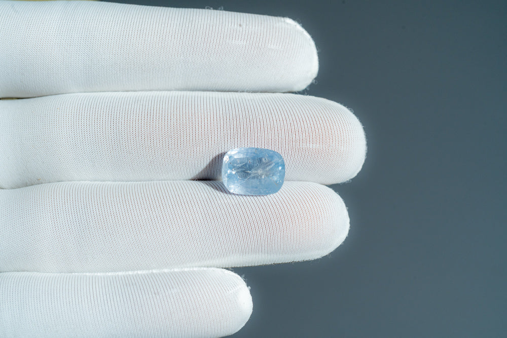 NATURAL BLUE SAPPHIRE-6.84 CARAT