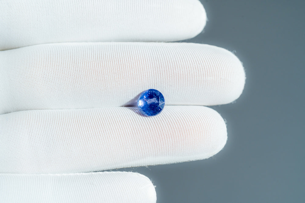 NATURAL BLUE SAPPHIRE-3.35CARAT