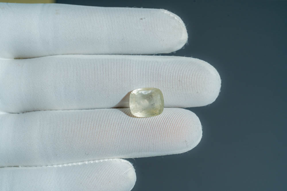 NATURAL YELLOW SAPPHIRE-7.42CARAT