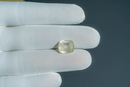 NATURAL YELLOW SAPPHIRE-7.42CARAT