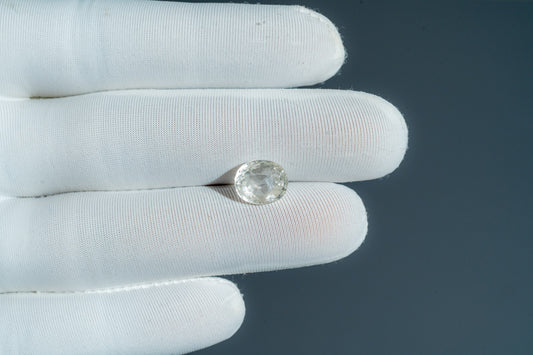 NATURAL WHITE SAPPHIRE-4.83CARAT