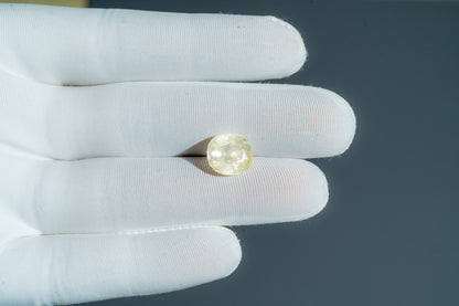 NATURAL YELLOW SAPPHIRE-7.24CARAT