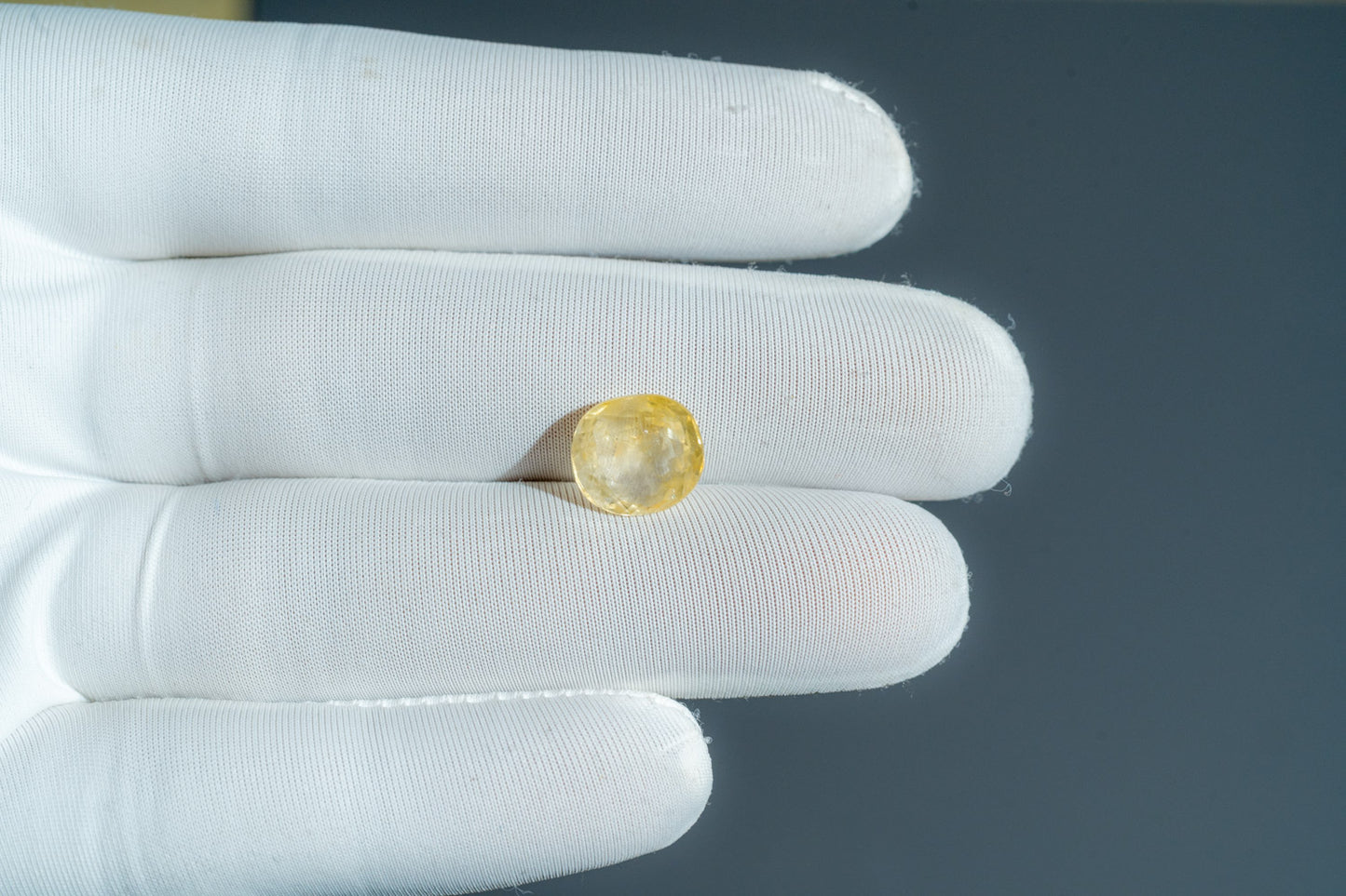NATURAL YELLOW SAPPHIRE-5.03CARAT