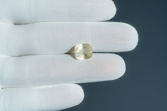 NATURAL YELLOW SAPPHIRE-6.40CARAT