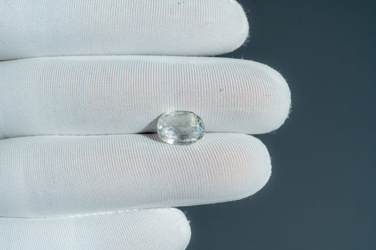 NATURAL WHITE SAPPHIRE-4.55CARAT