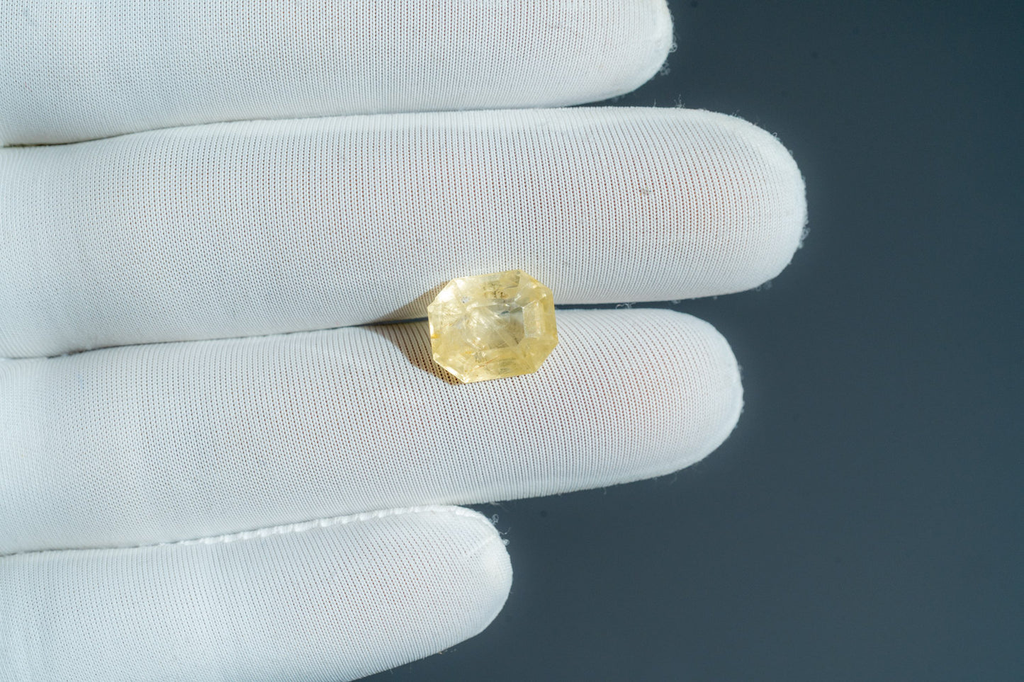 NATURAL YELLOW SAPPHIRE-7.44CARAT