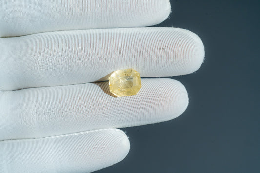 NATURAL YELLOW SAPPHIRE-7.44CARAT