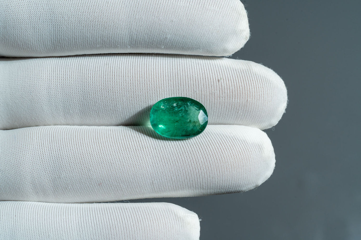 NATURAL EMERALD- 6.11CARAT