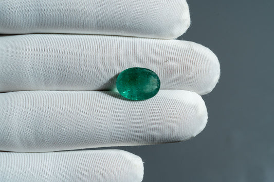 NATURAL EMERALD-4.76 CARAT