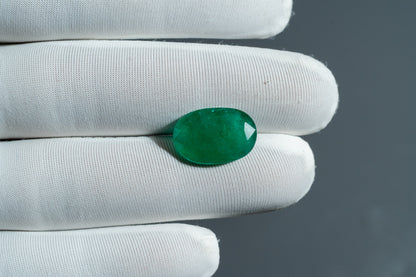 NATURAL EMERALD-8.23CARAT
