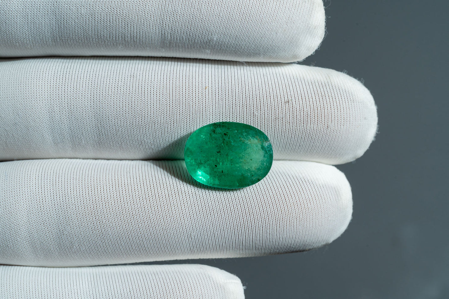 NATURAL EMERALD-6.78CARAT
