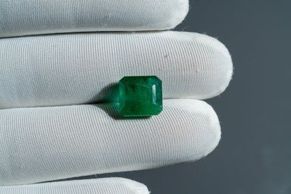 NATURAL EMERALD-5.43CARAT