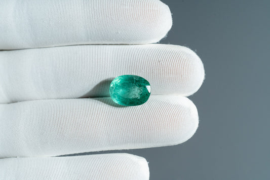 NATURAL EMERALD-7.65 CARAT