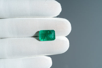 NATURAL EMERALD-7.58CARAT