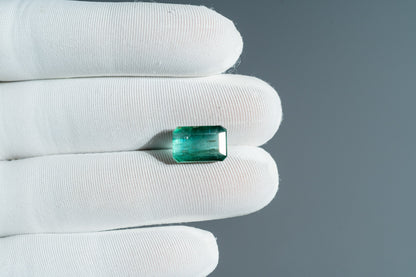 NATURAL EMERALD-5.99CARAT