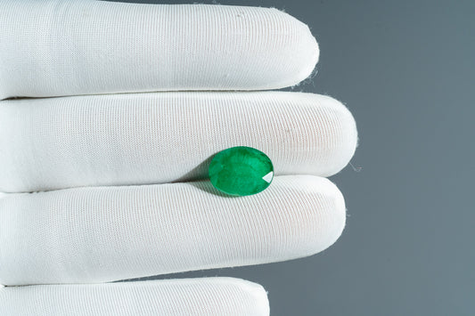NATURAL EMERALD-4.94 CARAT