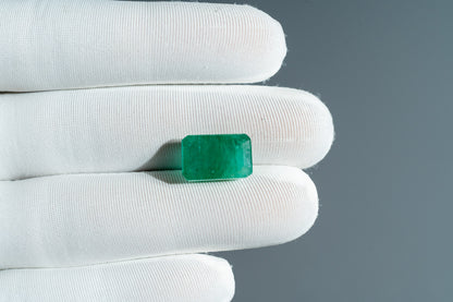 NATURAL EMERALD-9.11CARAT