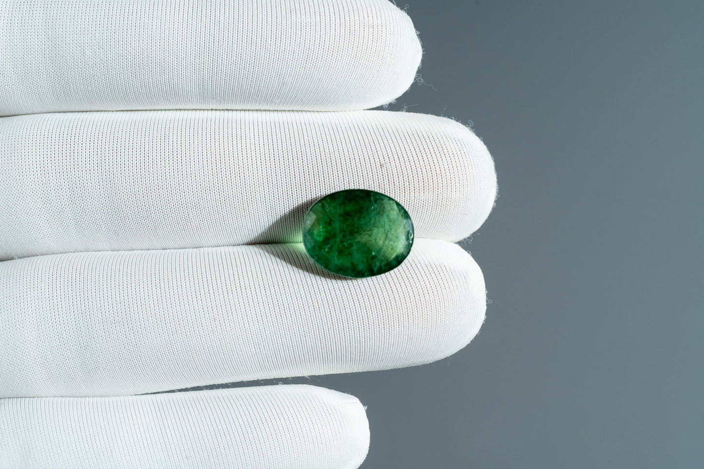 NATURAL EMERALD-4.97CARAT