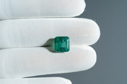 NATURAL EMERALD-5.26CARAT