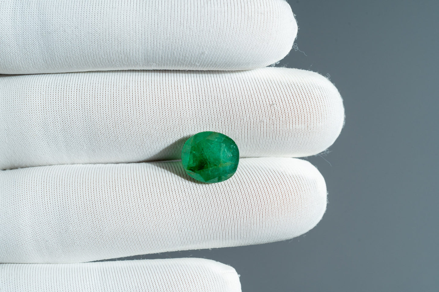 NATURAL EMERALD-4.91CARAT