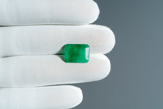 NATURAL EMERALD-6.06CARAT