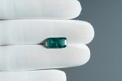 NATURAL EMERALD-4.76CARAT