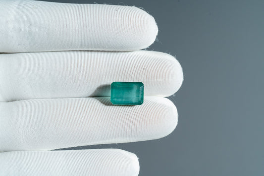 NATURAL EMERALD-6.96CARAT