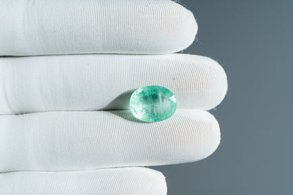 NATURAL EMERALD-7.28CARAT