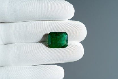 NATURAL EMERALD-10.27CARAT