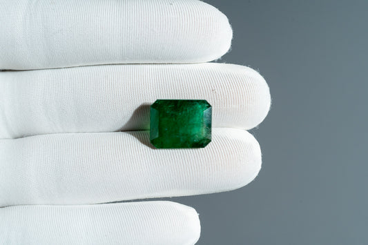 NATURAL EMERALD-10.27CARAT