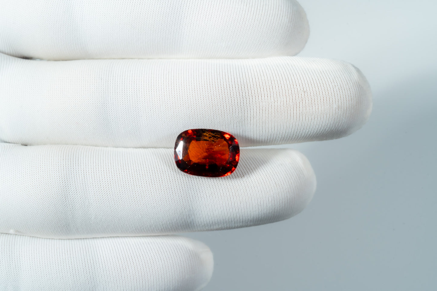NATURAL HESSONITE-7.50CARAT