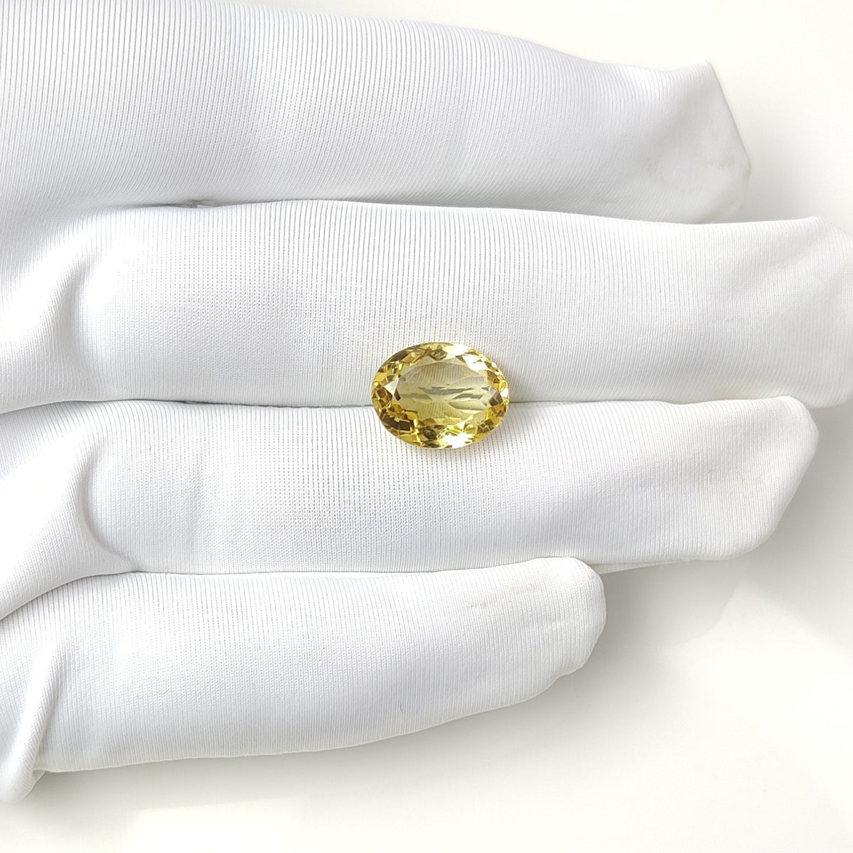 NATURAL CITRINE- 4.61 CARAT